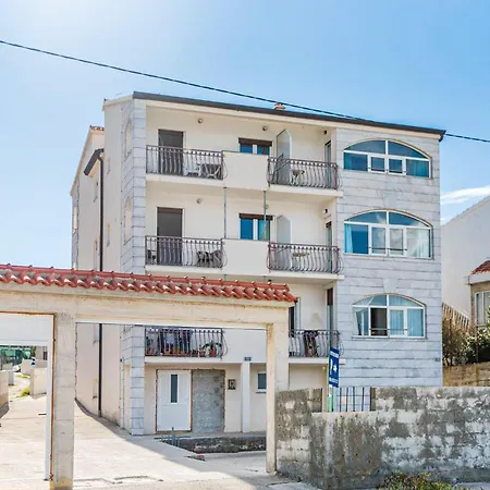 Gorgeous In With House Sea View Apartment Slatine